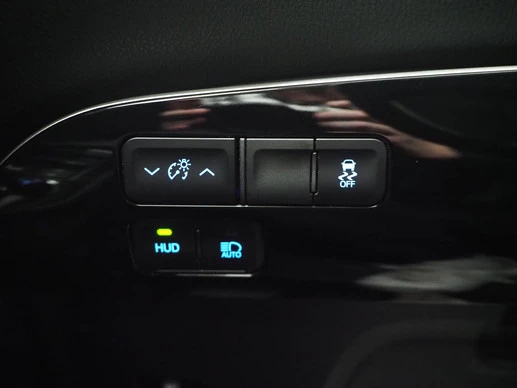 Toyota Prius - Afbeelding 18 van 30