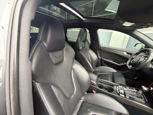 Audi RS4 - Afbeelding 13 van 30