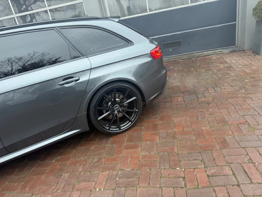 Audi RS4 - Afbeelding 25 van 30