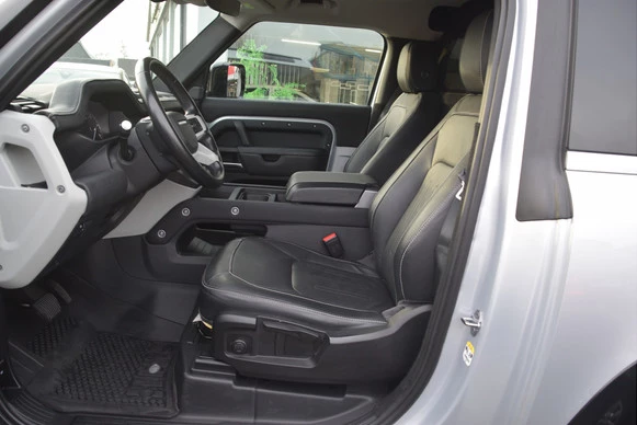Land Rover Defender - Afbeelding 6 van 30