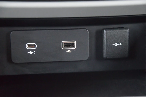 Land Rover Defender - Afbeelding 26 van 30