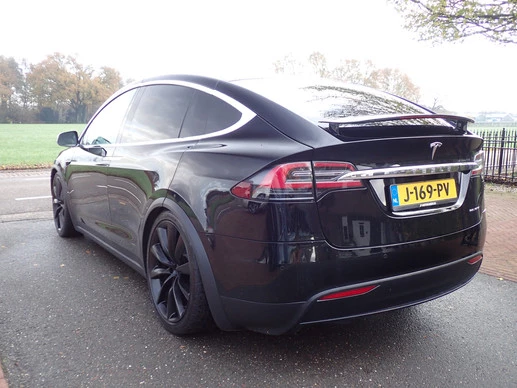 Tesla Model X - Afbeelding 5 van 30