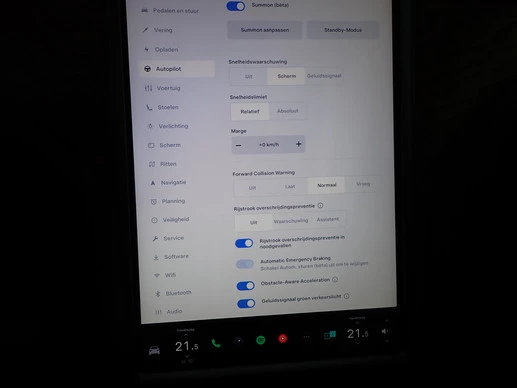 Tesla Model X - Afbeelding 28 van 30