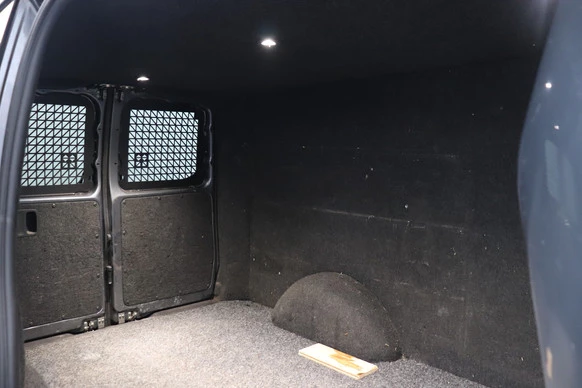 Mercedes-Benz Vito - Afbeelding 14 van 28