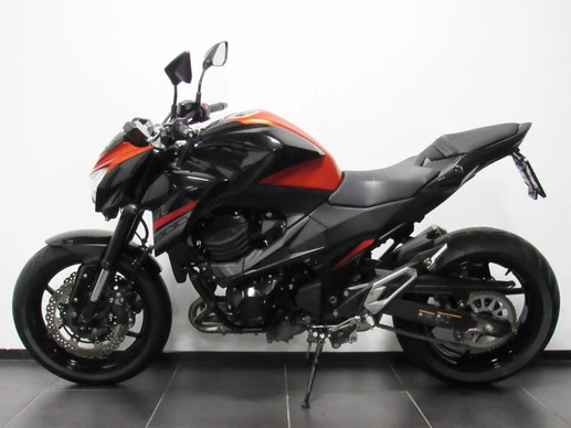 Kawasaki Z800 - Afbeelding 4 van 6