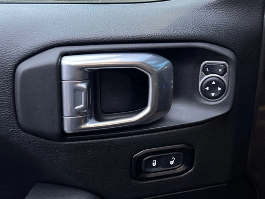 Jeep Wrangler - Afbeelding 21 van 30