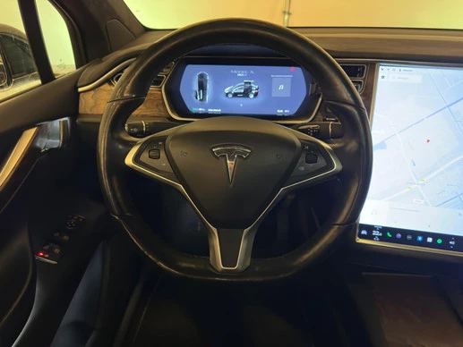 Tesla Model X - Afbeelding 26 van 30