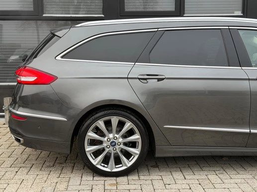 Ford Mondeo - Afbeelding 28 van 30