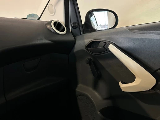 Ford Ka - Afbeelding 27 van 30