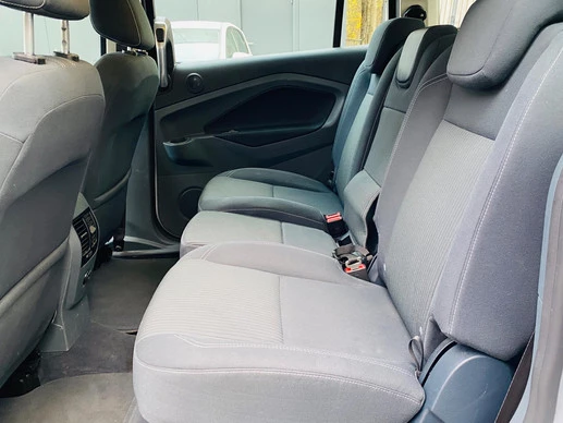 Ford Grand C-Max - Afbeelding 21 van 30