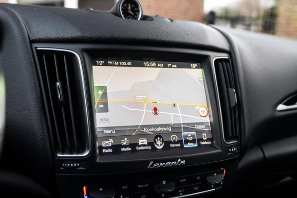 Maserati Levante - Afbeelding 29 van 30