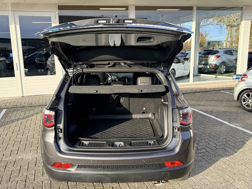 Jeep Compass - Afbeelding 10 van 30