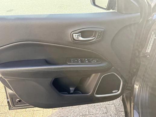 Jeep Compass - Afbeelding 17 van 30