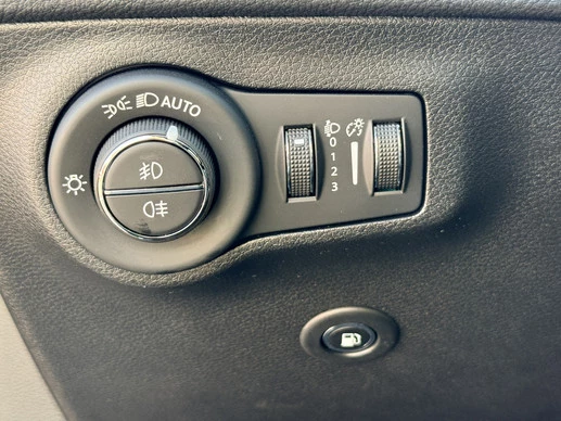 Jeep Compass - Afbeelding 22 van 30