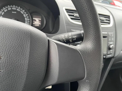 Suzuki Swift - Afbeelding 14 van 30