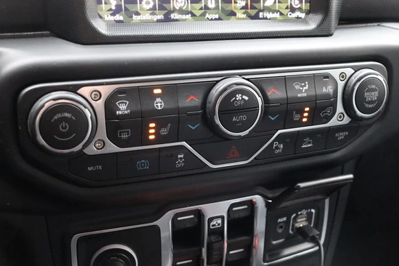 Jeep Wrangler - Afbeelding 25 van 30