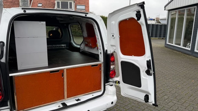 Peugeot Partner - Afbeelding 15 van 30
