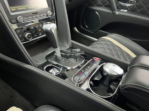 Bentley Flying Spur - Afbeelding 12 van 30