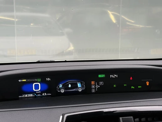 Toyota Prius - Afbeelding 17 van 27