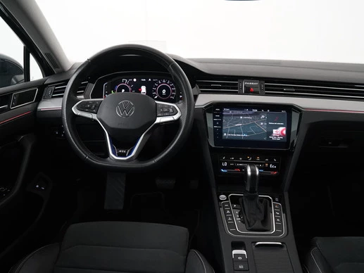 Volkswagen Passat - Afbeelding 6 van 30
