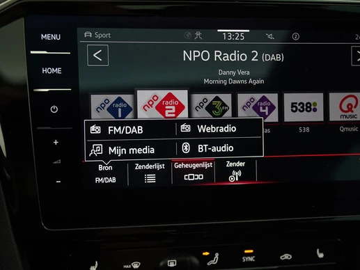 Volkswagen Passat - Afbeelding 17 van 30