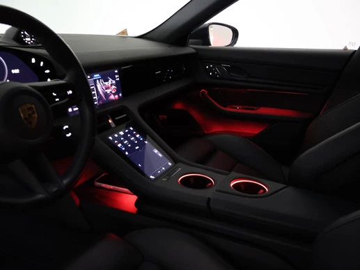 Porsche Taycan - Afbeelding 8 van 30