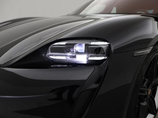 Porsche Taycan - Afbeelding 20 van 30