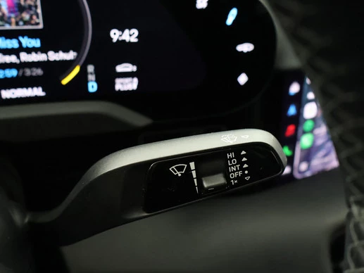 Porsche Taycan - Afbeelding 30 van 30