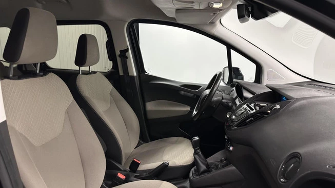 Ford Tourneo Courier - Afbeelding 4 van 30