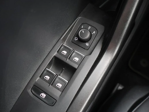 Volkswagen T-Cross - Afbeelding 27 van 30