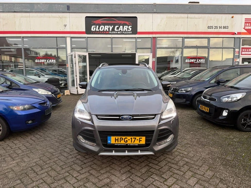 Ford Kuga - Afbeelding 1 van 30