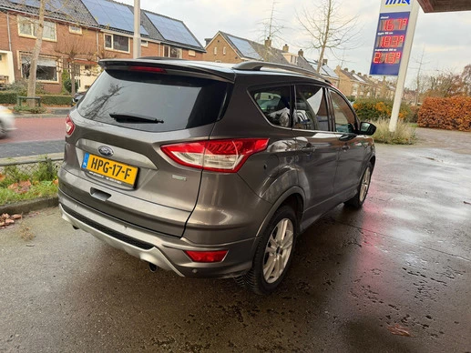 Ford Kuga - Afbeelding 8 van 30