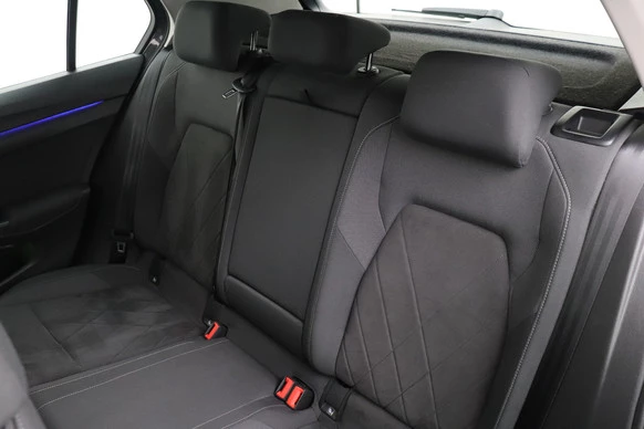 Volkswagen Golf - Afbeelding 12 van 30