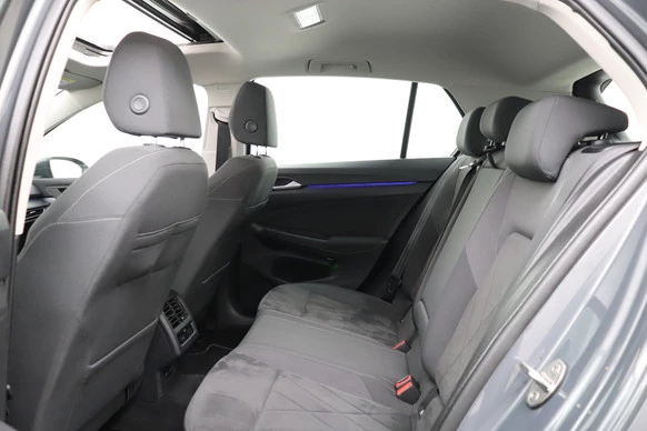 Volkswagen Golf - Afbeelding 13 van 30