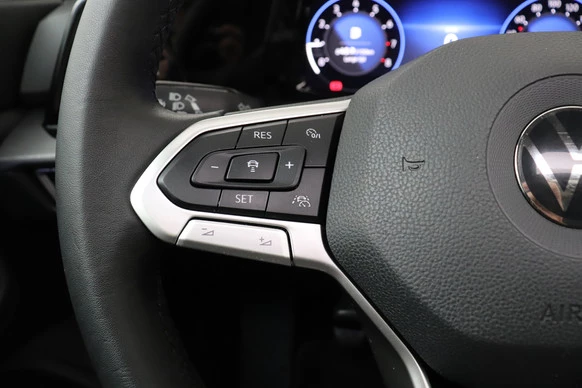 Volkswagen Golf - Afbeelding 21 van 30