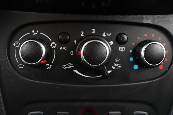 Dacia Sandero - Afbeelding 21 van 25