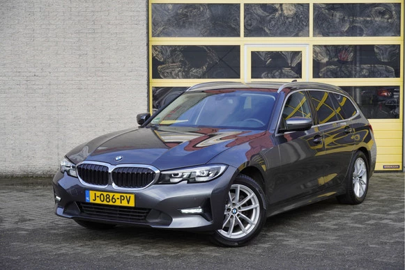 BMW 3 Serie - Afbeelding 1 van 15
