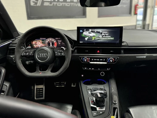 Audi RS4 - Afbeelding 9 van 24