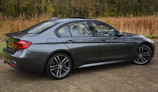 BMW 3 Serie - Afbeelding 14 van 30