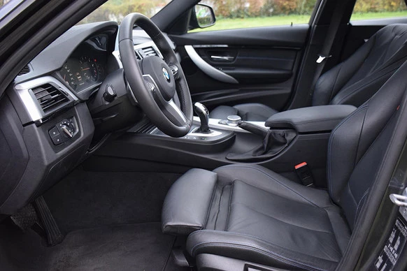 BMW 3 Serie - Afbeelding 17 van 30