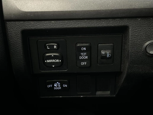 Toyota Tundra - Afbeelding 20 van 24