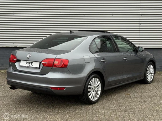 Volkswagen Jetta - Afbeelding 6 van 26