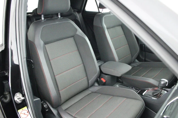 Volkswagen T-Roc - Afbeelding 2 van 30