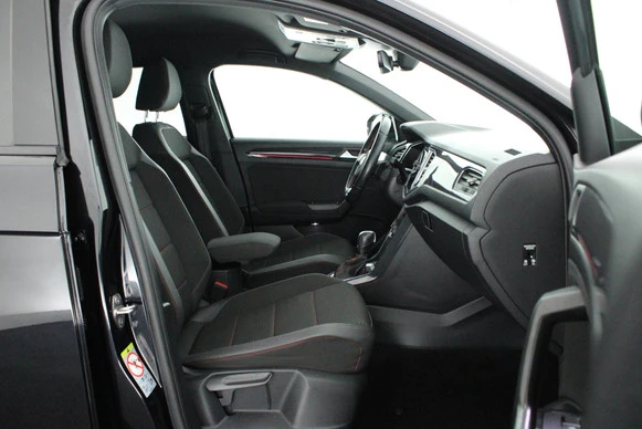 Volkswagen T-Roc - Afbeelding 14 van 30