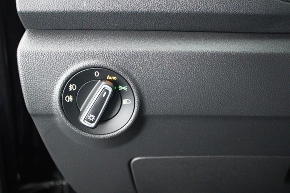 Volkswagen T-Roc - Afbeelding 17 van 30