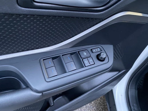 Toyota C-HR - Afbeelding 16 van 30