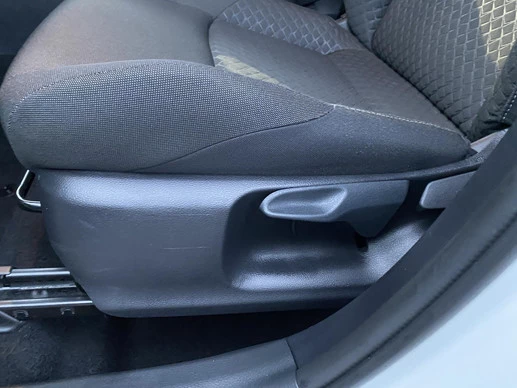 Toyota C-HR - Afbeelding 18 van 30