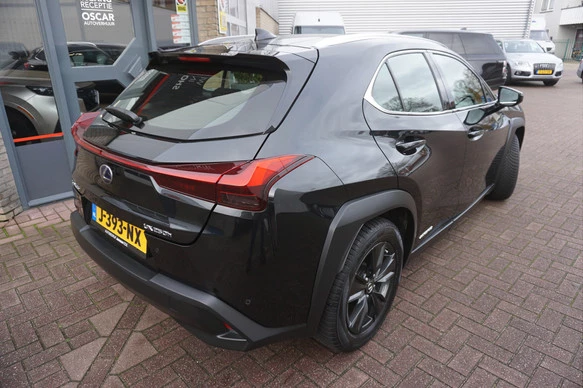 Lexus UX - Afbeelding 2 van 21