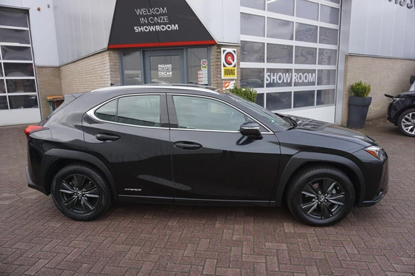 Lexus UX - Afbeelding 10 van 21