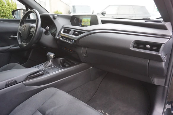 Lexus UX - Afbeelding 14 van 21